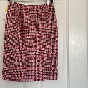 Talbots Women’s Skirt Size 4 Wool Houndstooth Pink Professional Office Wear